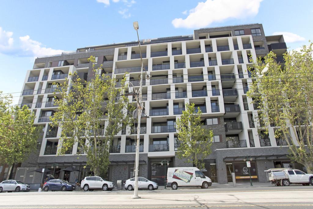 ☆ Heart Of St Kilda ☆ Infinity Pool+Parking+Wifi Apartment เมลเบิร์น ภายนอก รูปภาพ