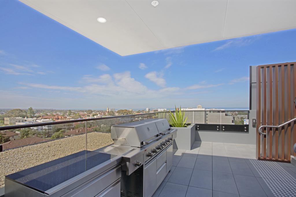 ☆ Heart Of St Kilda ☆ Infinity Pool+Parking+Wifi Apartment เมลเบิร์น ภายนอก รูปภาพ